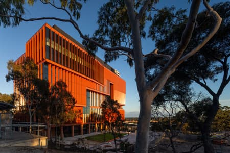 Health and Medical Research Building 